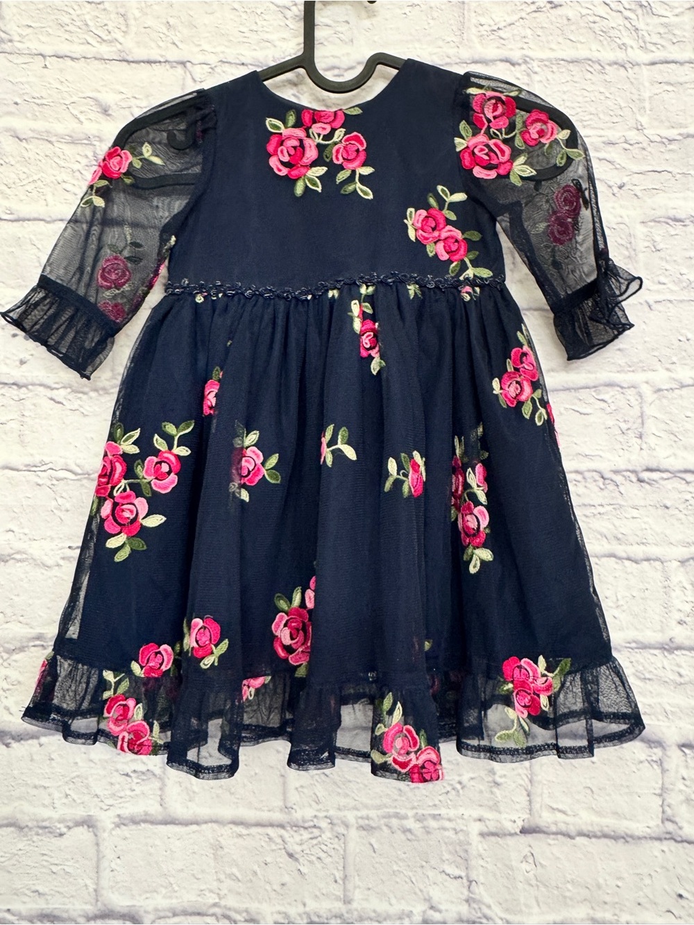 Laura‎ Ashley size 3T dress